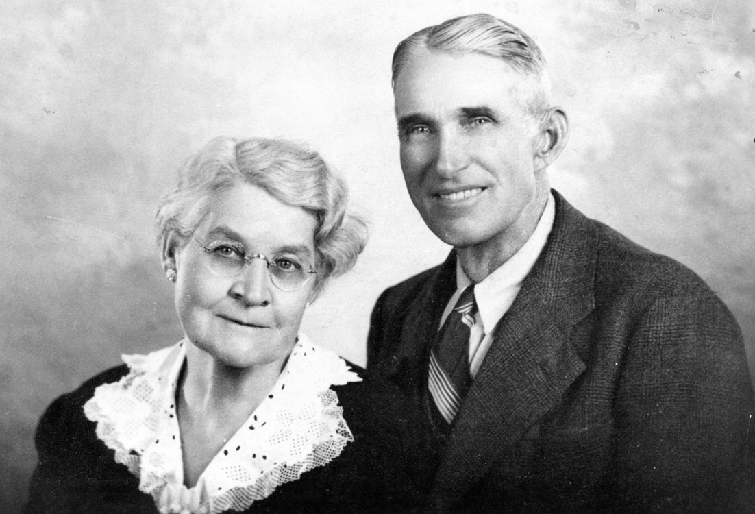 Frank and Lottie Hatch portrait